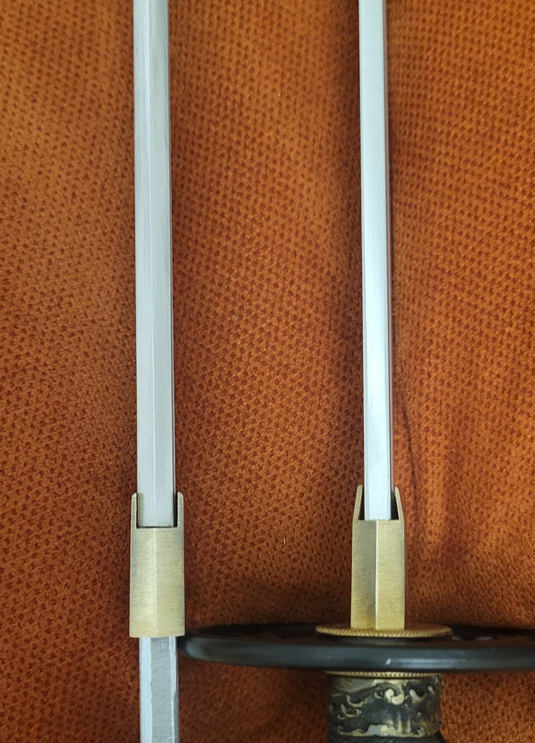 Comparison of a Lite katana blade next to a Standard thickness katana blade